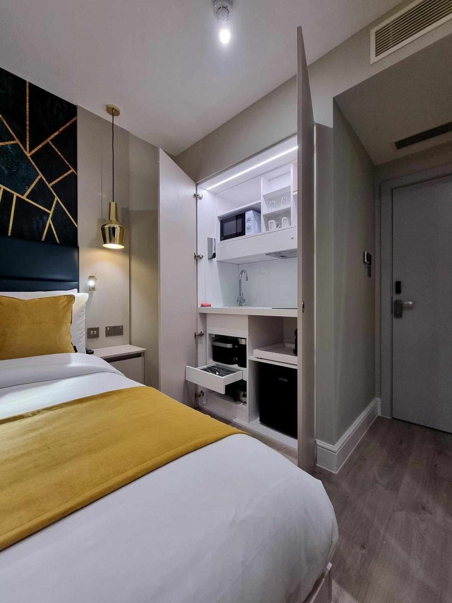 런던 Nox Kensington Gardens 아파트 호텔 객실 사진